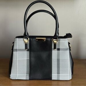 Stylish Black Stripe Satchel with Multi-Compartment Design